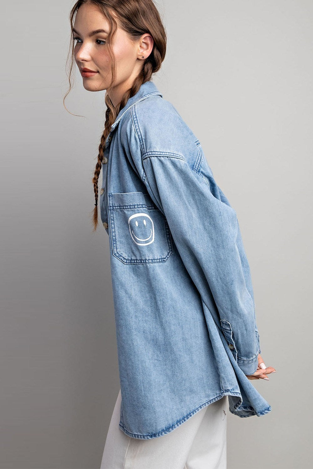 SMILE DENIM BUTTON DOWN SHIRT