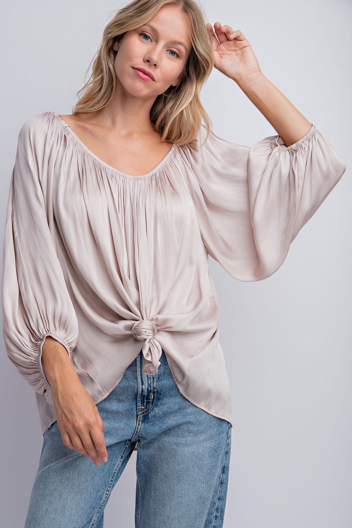OFF THE SHOULDER PEASANT SOLID TOP
