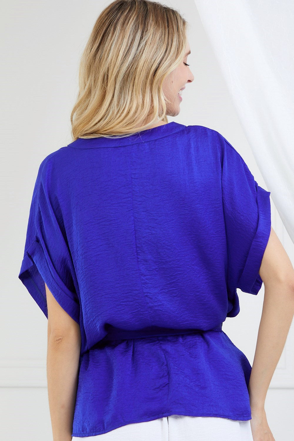 SOLID LOOSE FIT SATIN TOP