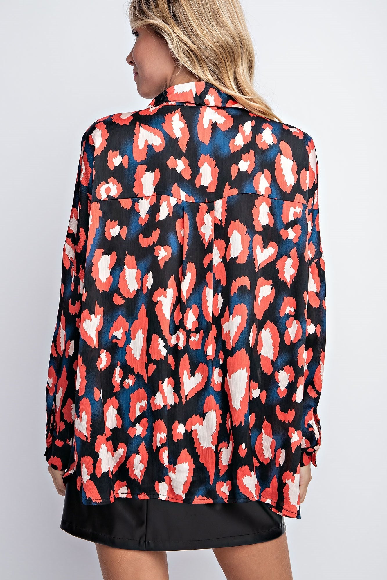 HEART SHAPED LEOPARD PRINT SHIRTS