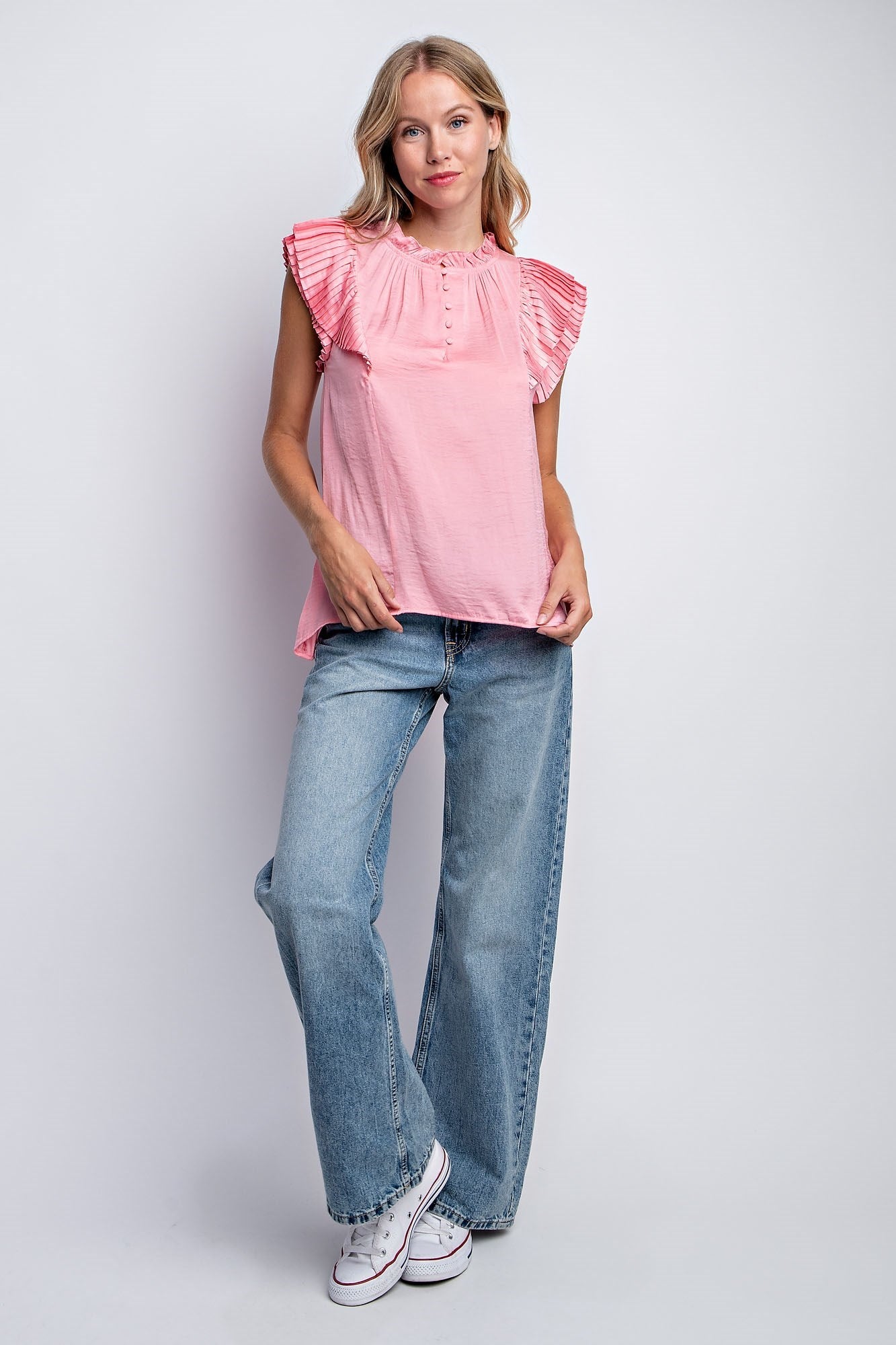 SOLID PLEATED SLEEVE TOP