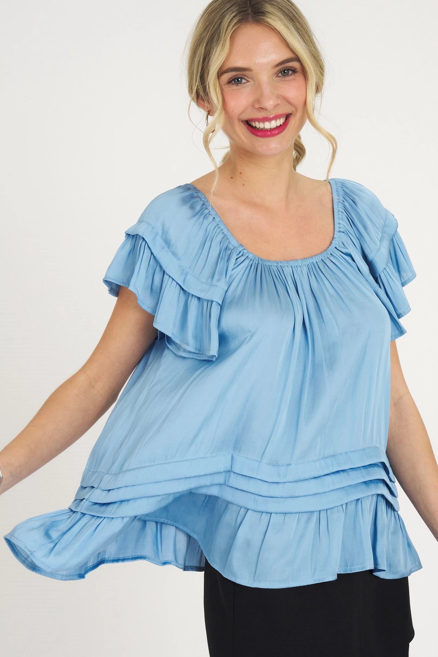 SOLID RUFFLE PEASANT TOP