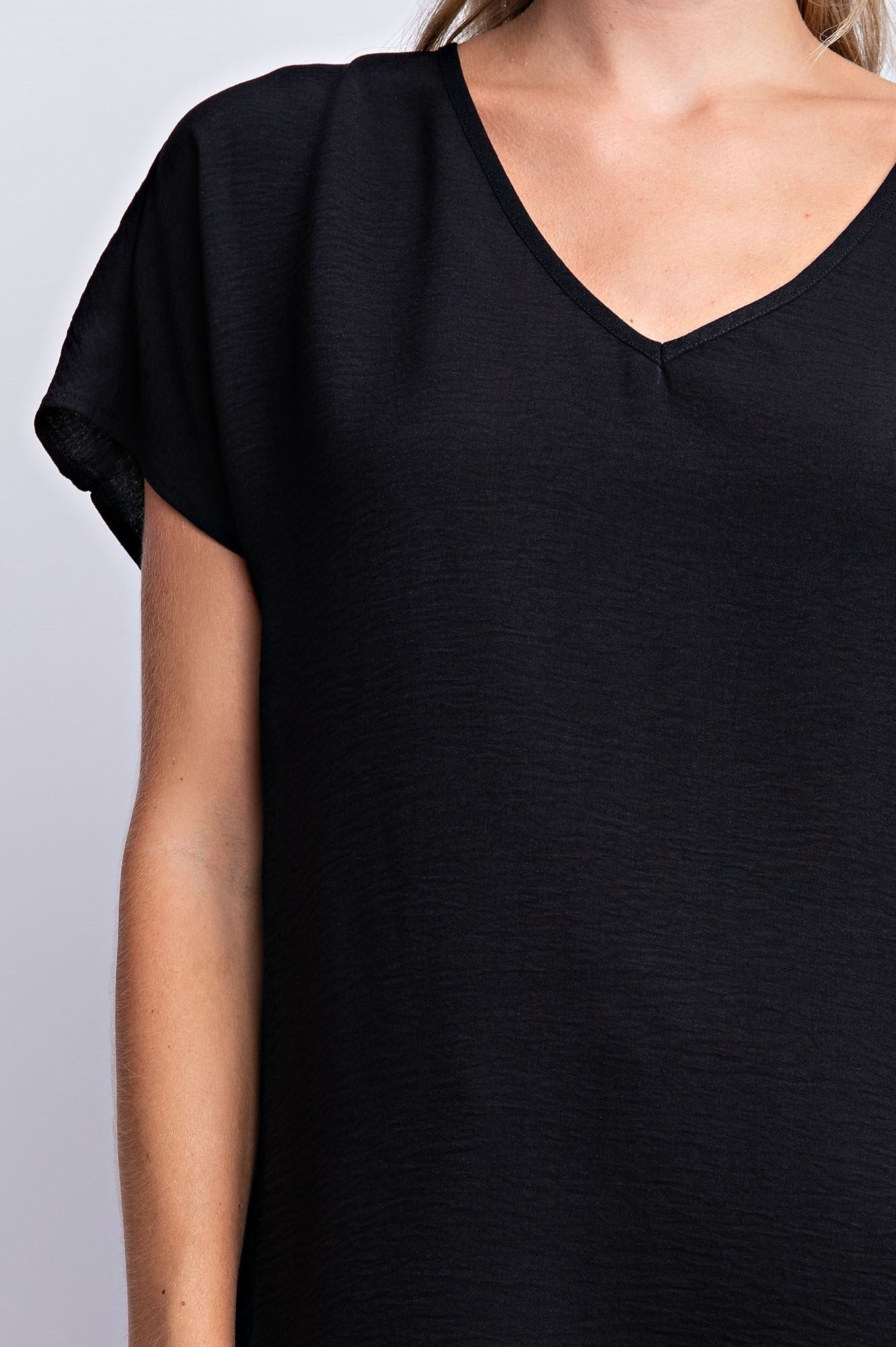 DROP SHOULDER FLOWY TOP