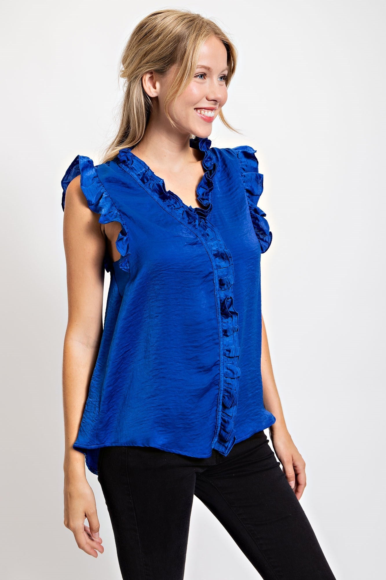 SLEEVELESS RUFFLE SOLID TOP