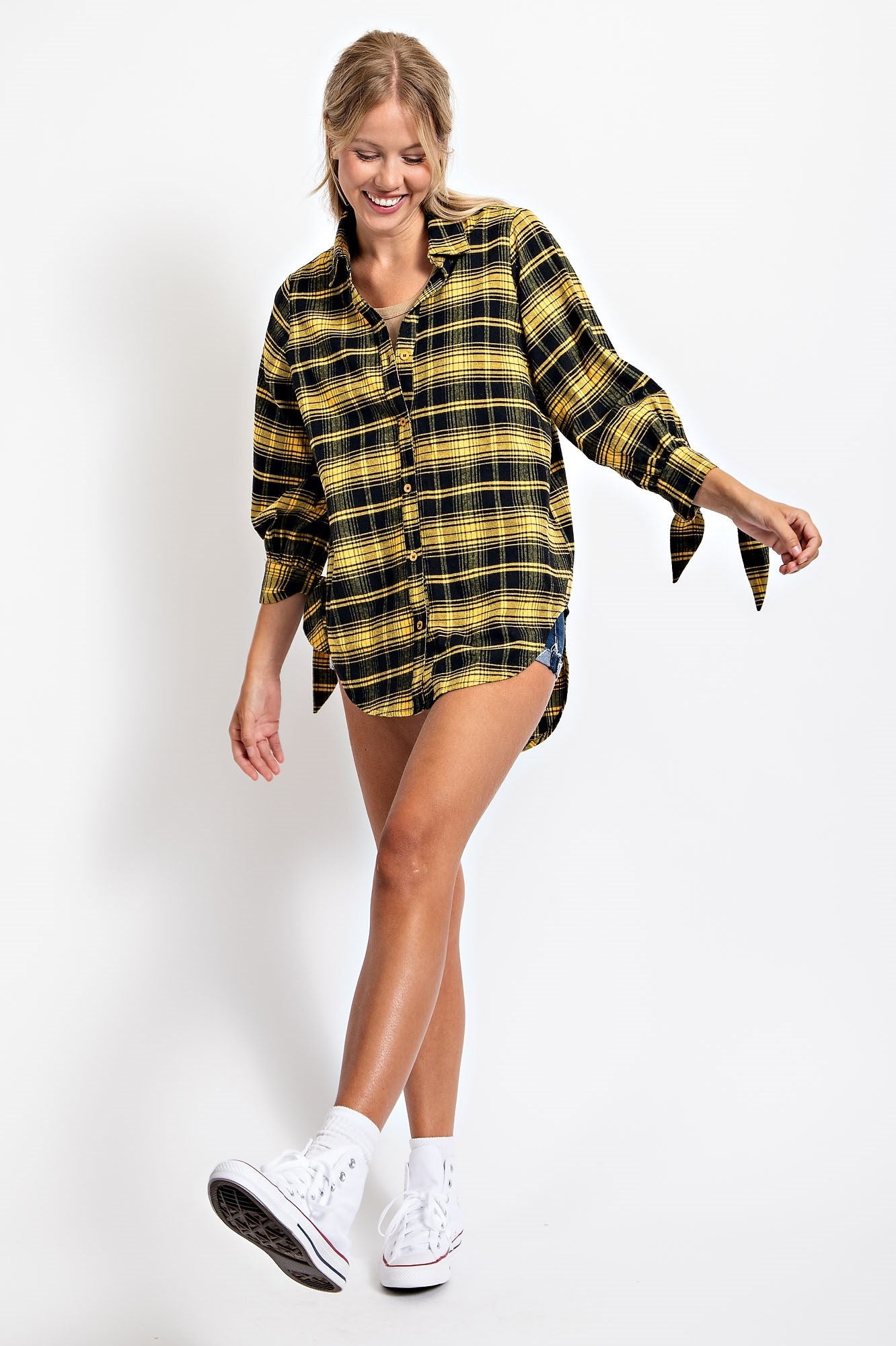 BUTTON DOWN OVERSIZED SHIRT