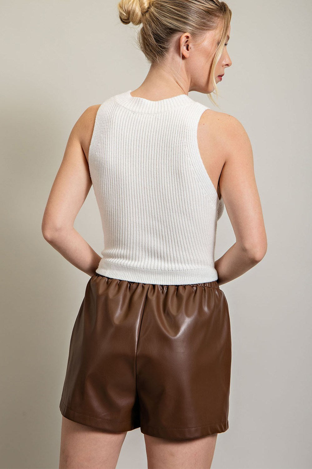 LEATHER ELASTIC WAIST SHORTS