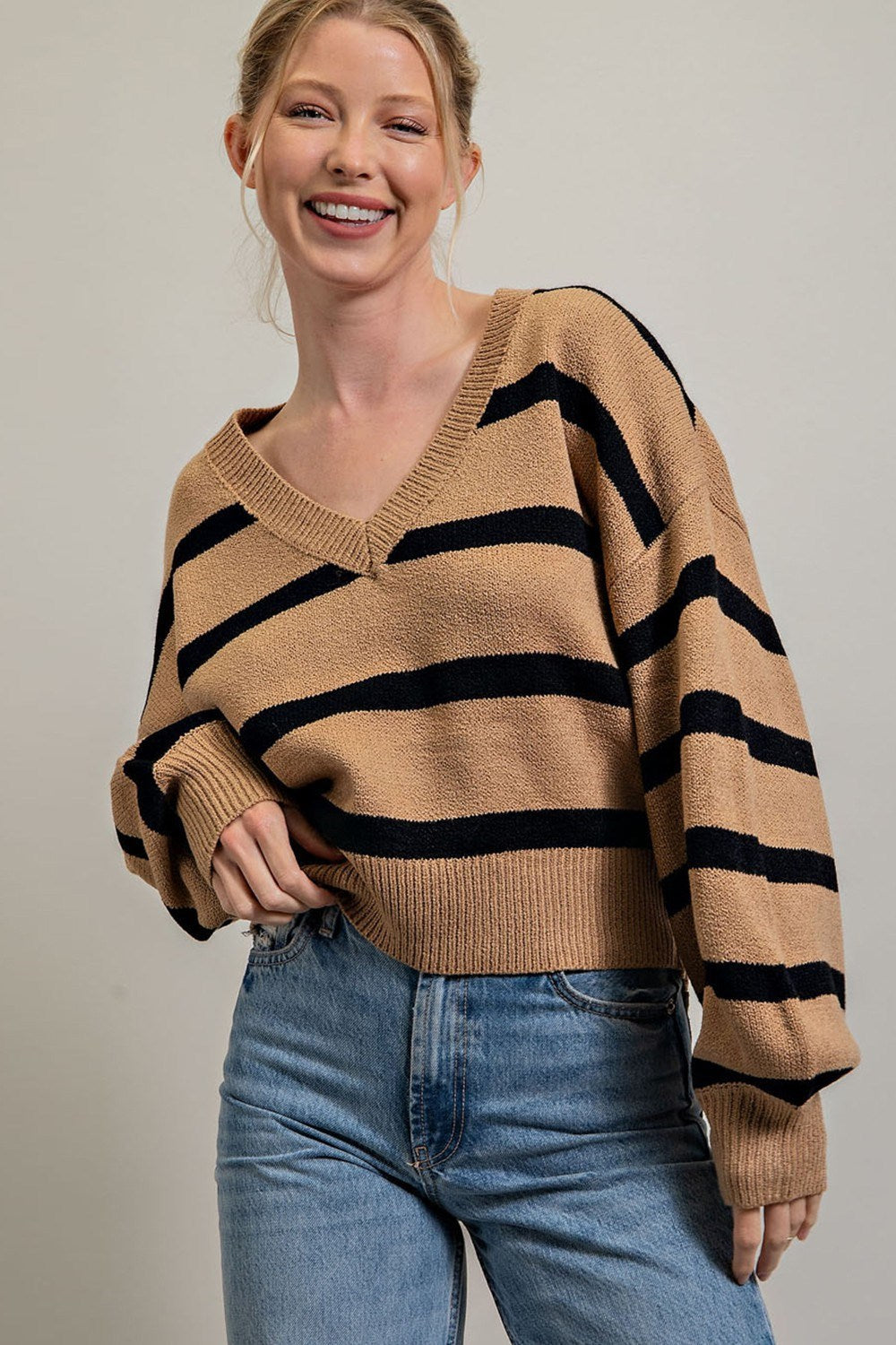 STRIPE LONG SLEEVE KNIT TOP