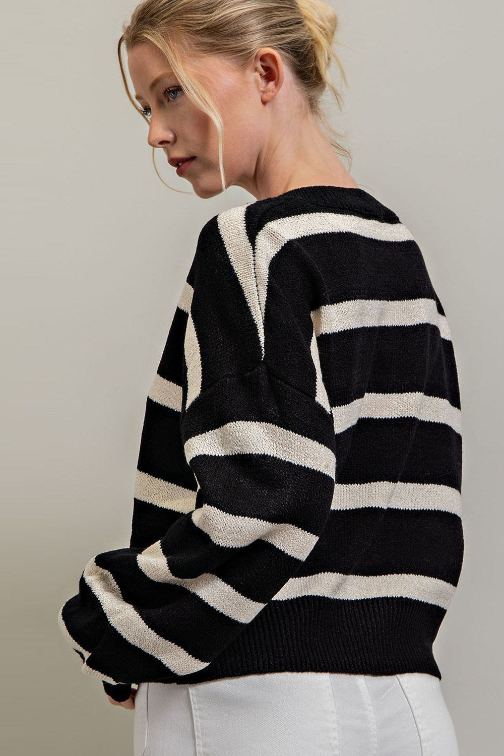 STRIPE LONG SLEEVE KNIT TOP