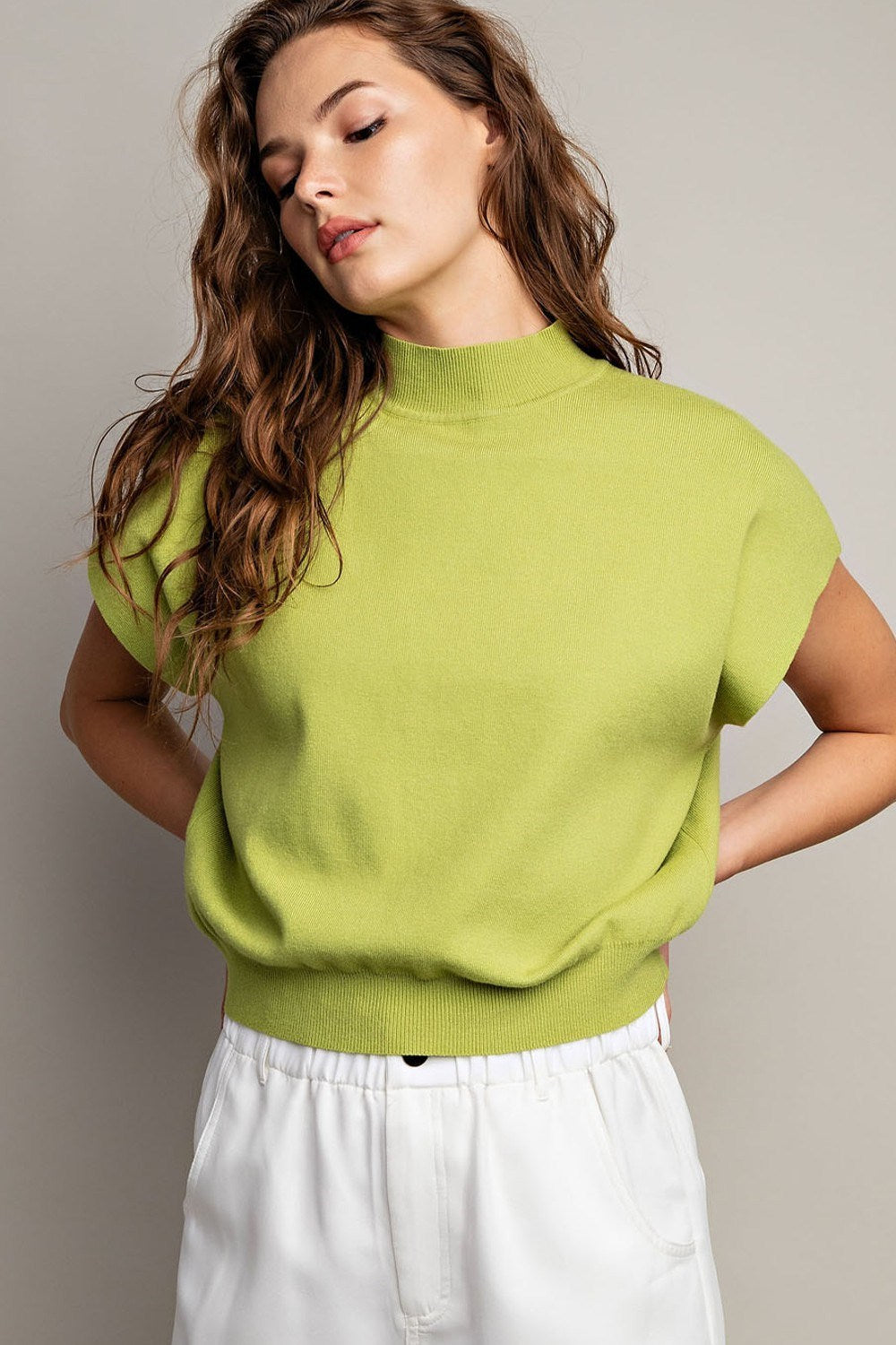 MOCK NECK SHORT SLEEVE TOP