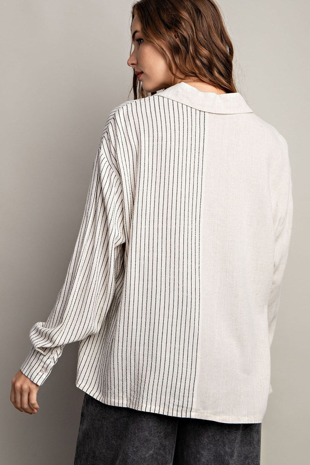 STRIPE BUTTON DOWN SHIRT