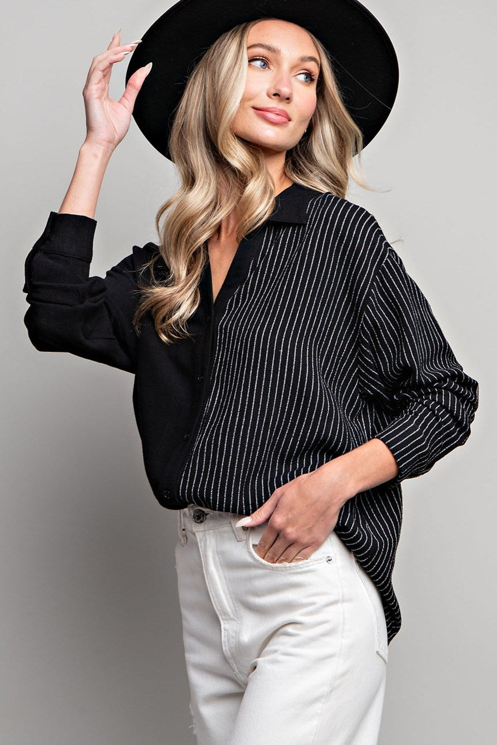 STRIPE BUTTON DOWN SHIRT