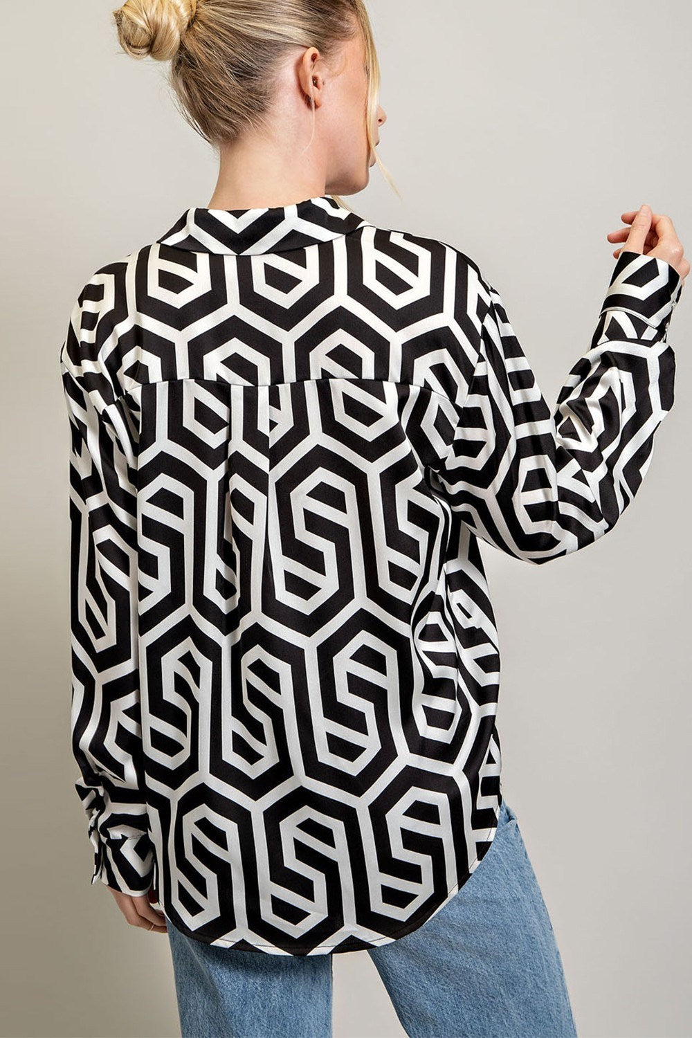 PRINTED BUTTON DOWN LONG SLEEVE TOP