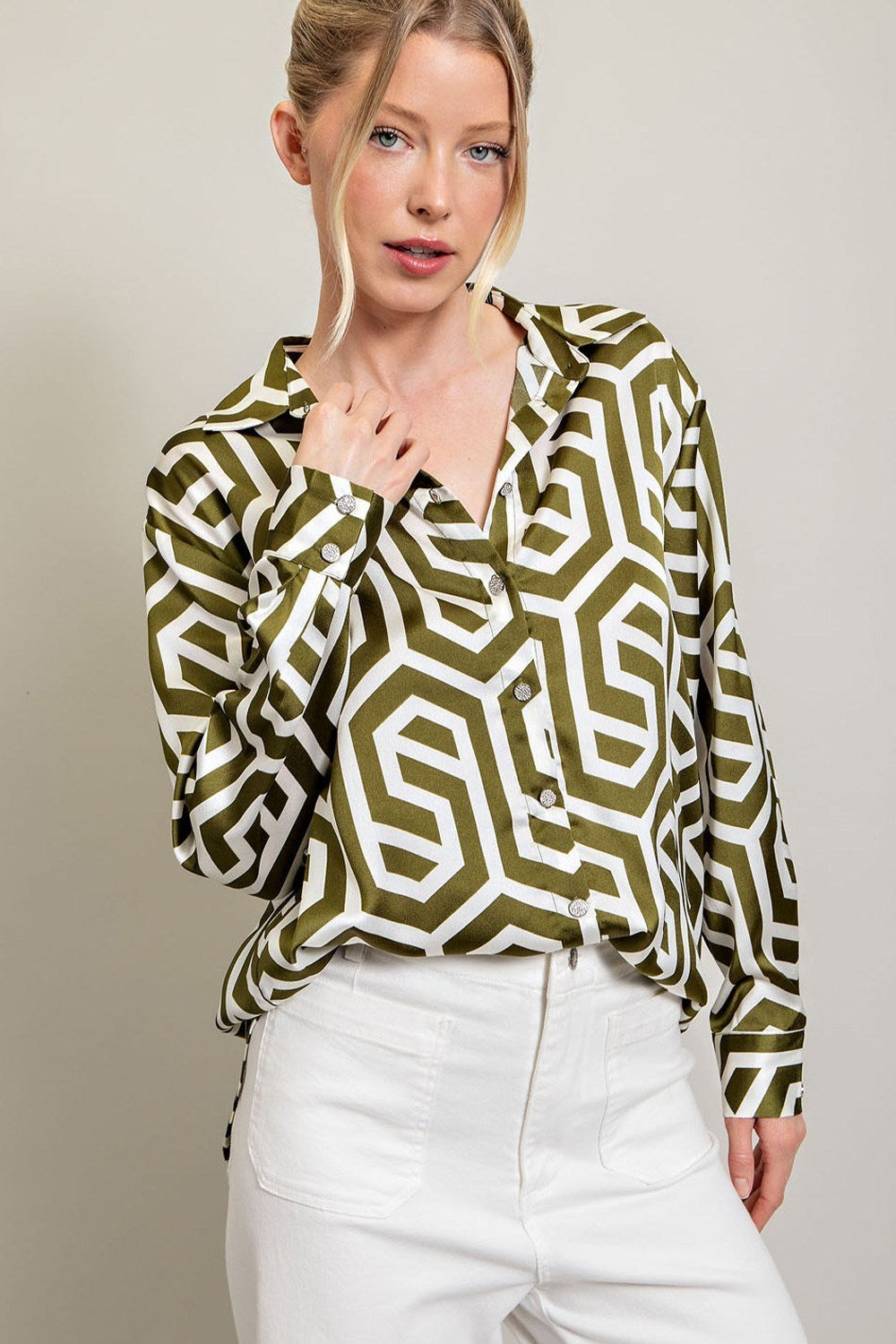 PRINTED BUTTON DOWN LONG SLEEVE TOP