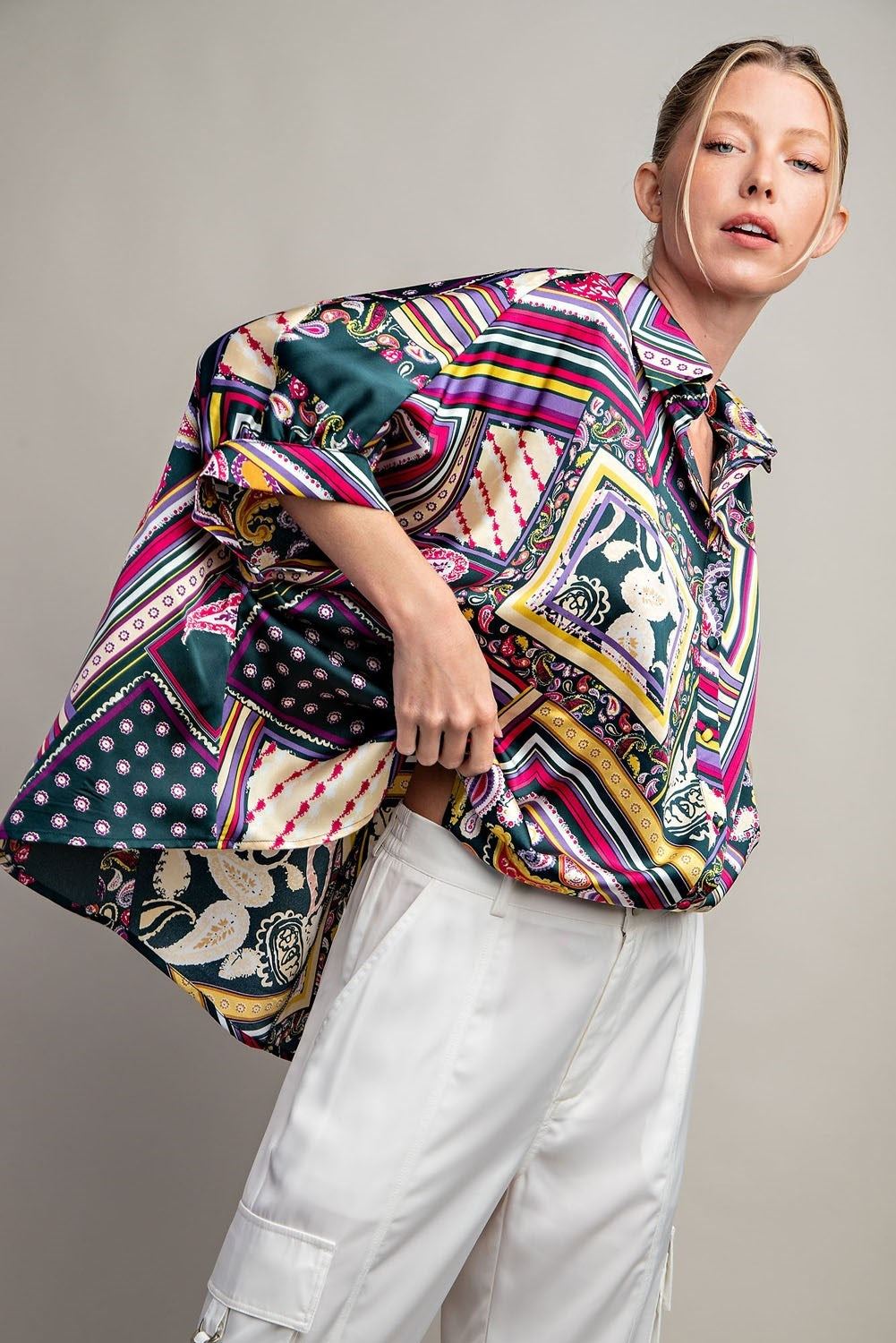 PRINTED BUTTON DOWN SHIRT