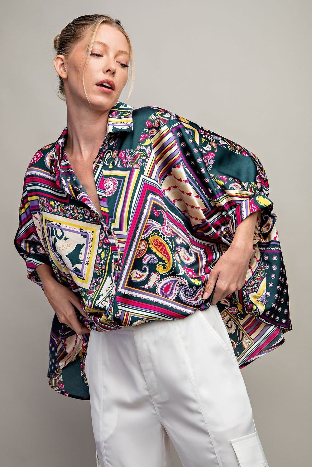 PRINTED BUTTON DOWN SHIRT