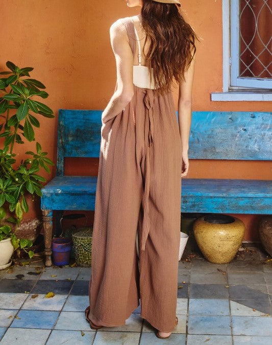 WIDE LEG SOLID TEXTURED SOLID SUSPENDER PANTS