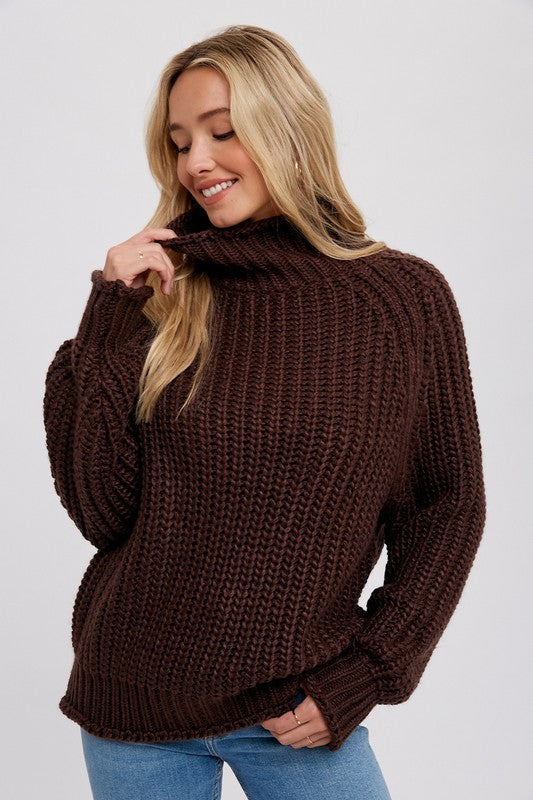 CHUNKY TURTLE NECK PULLOVER