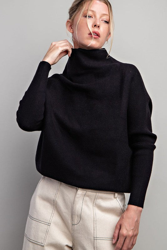 TURTLE NECK LOOSE FIT SWEATER