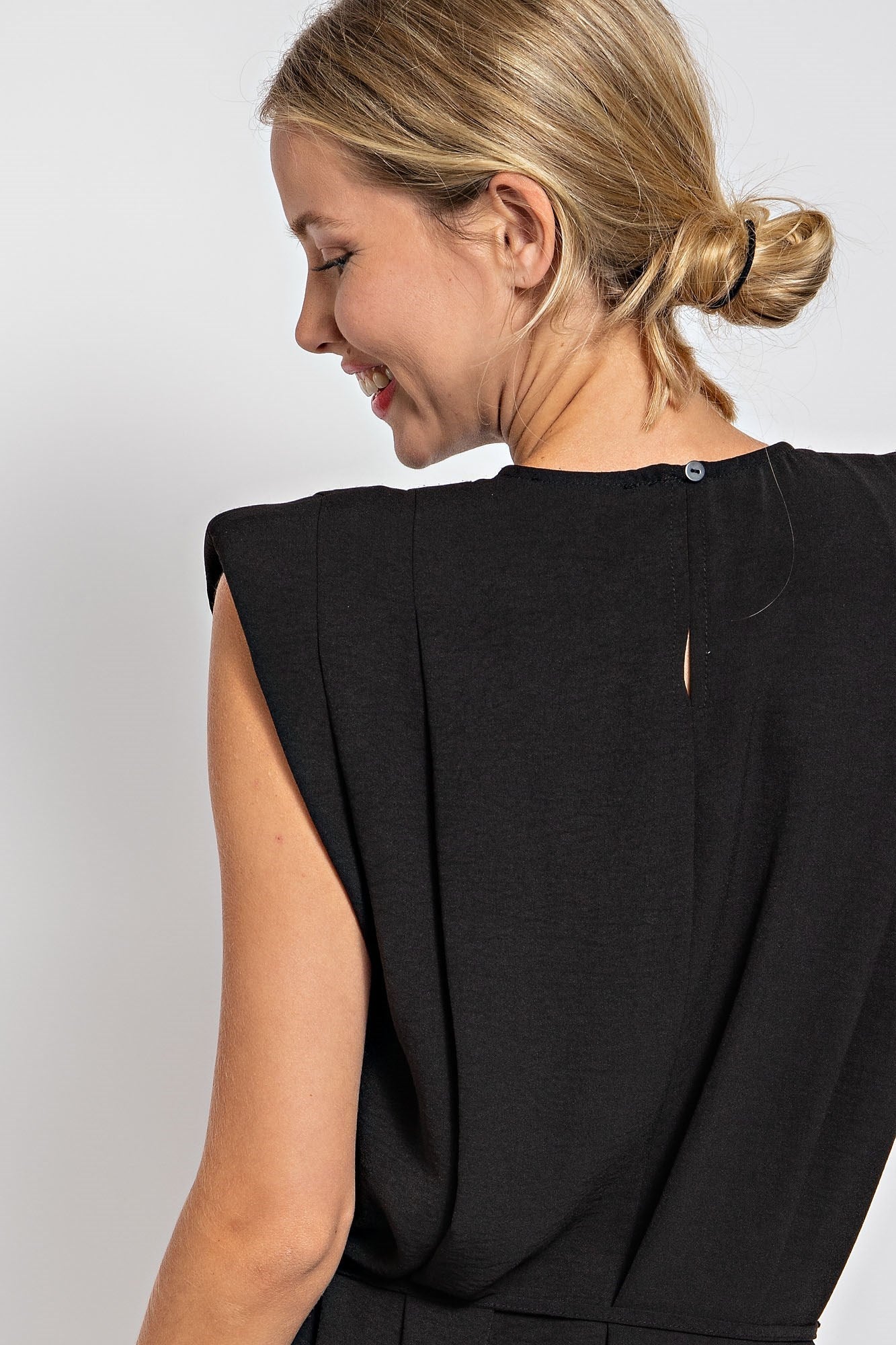 SOLID SLEEVELESS TUNIC MINI DRESS