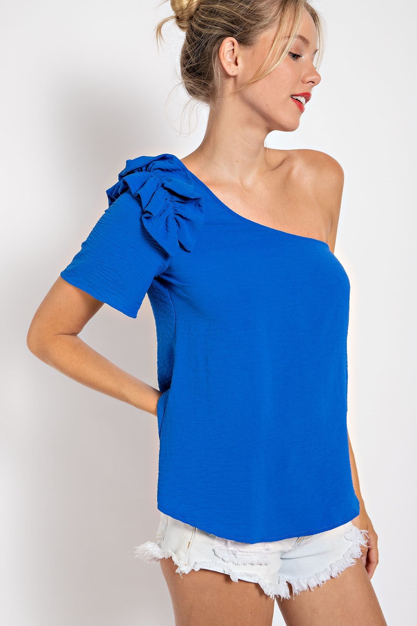 ONE SHOULDER RUFFLE TOP