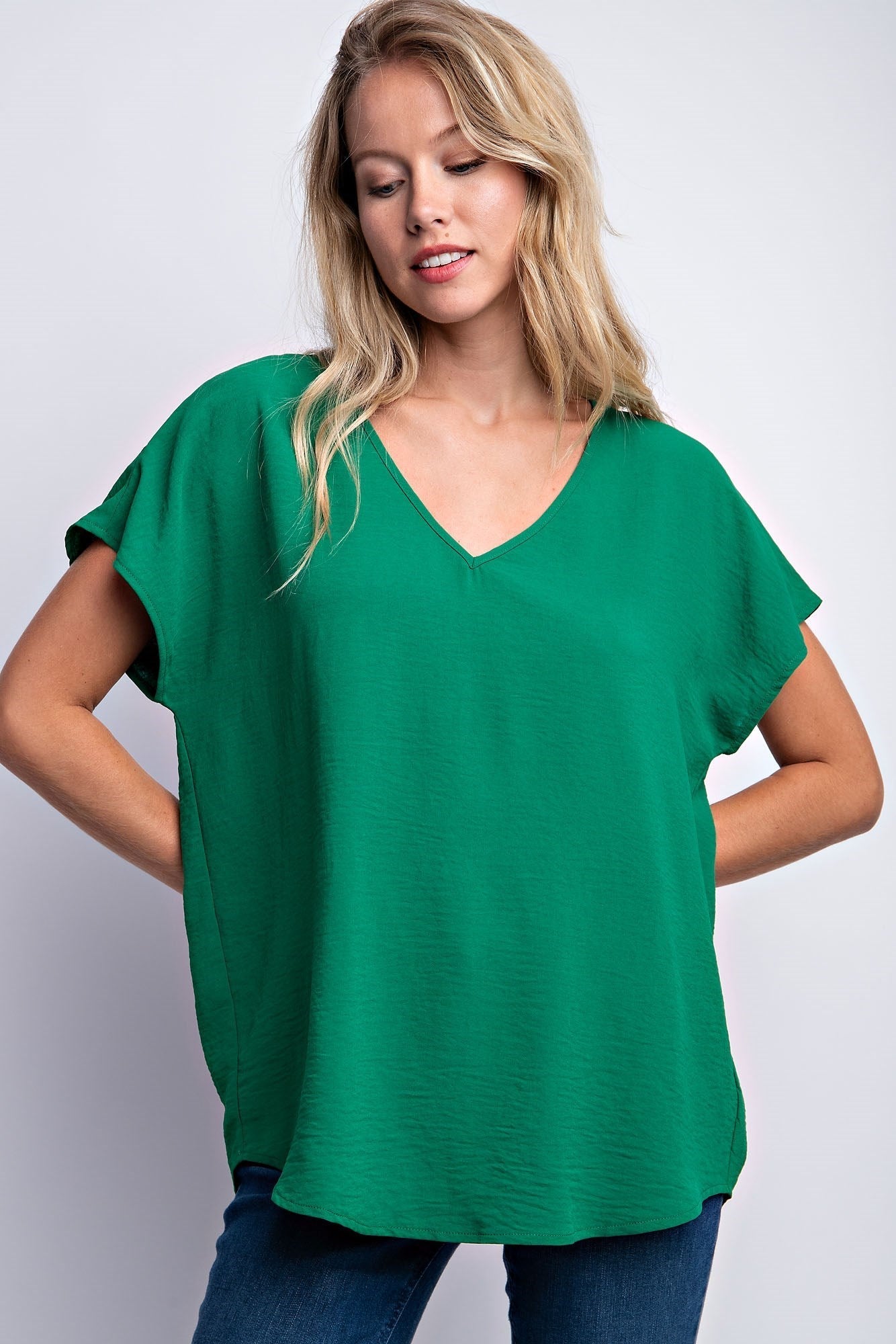 DROP SHOULDER FLOWY TOP