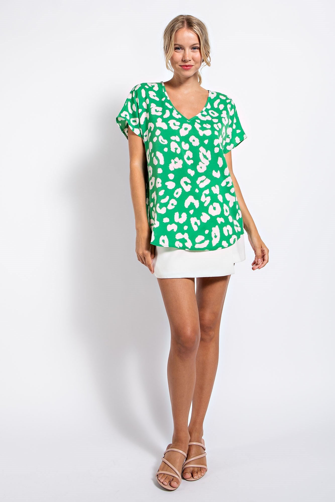 LEOPARD PRINT CAP SLEEVE TOP