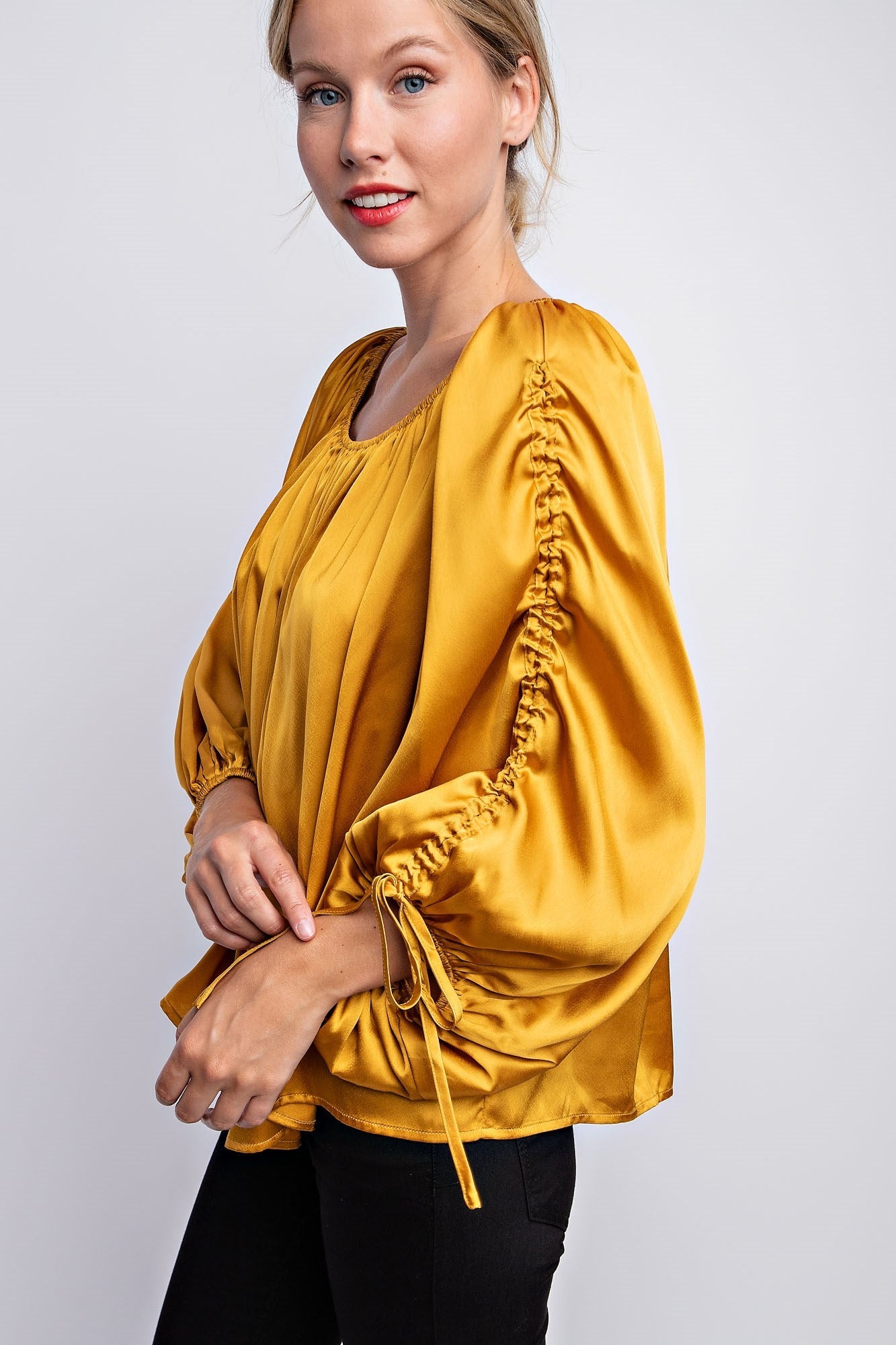 BALLOON SLEEVE OFF THE SHOULDER BLOUSE