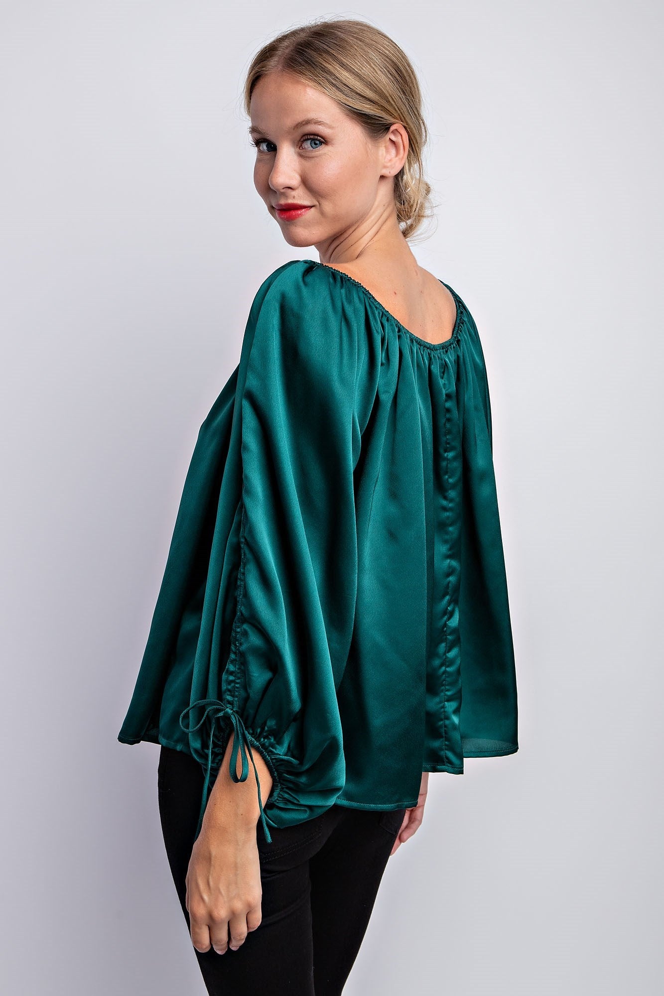 BALLOON SLEEVE OFF THE SHOULDER BLOUSE