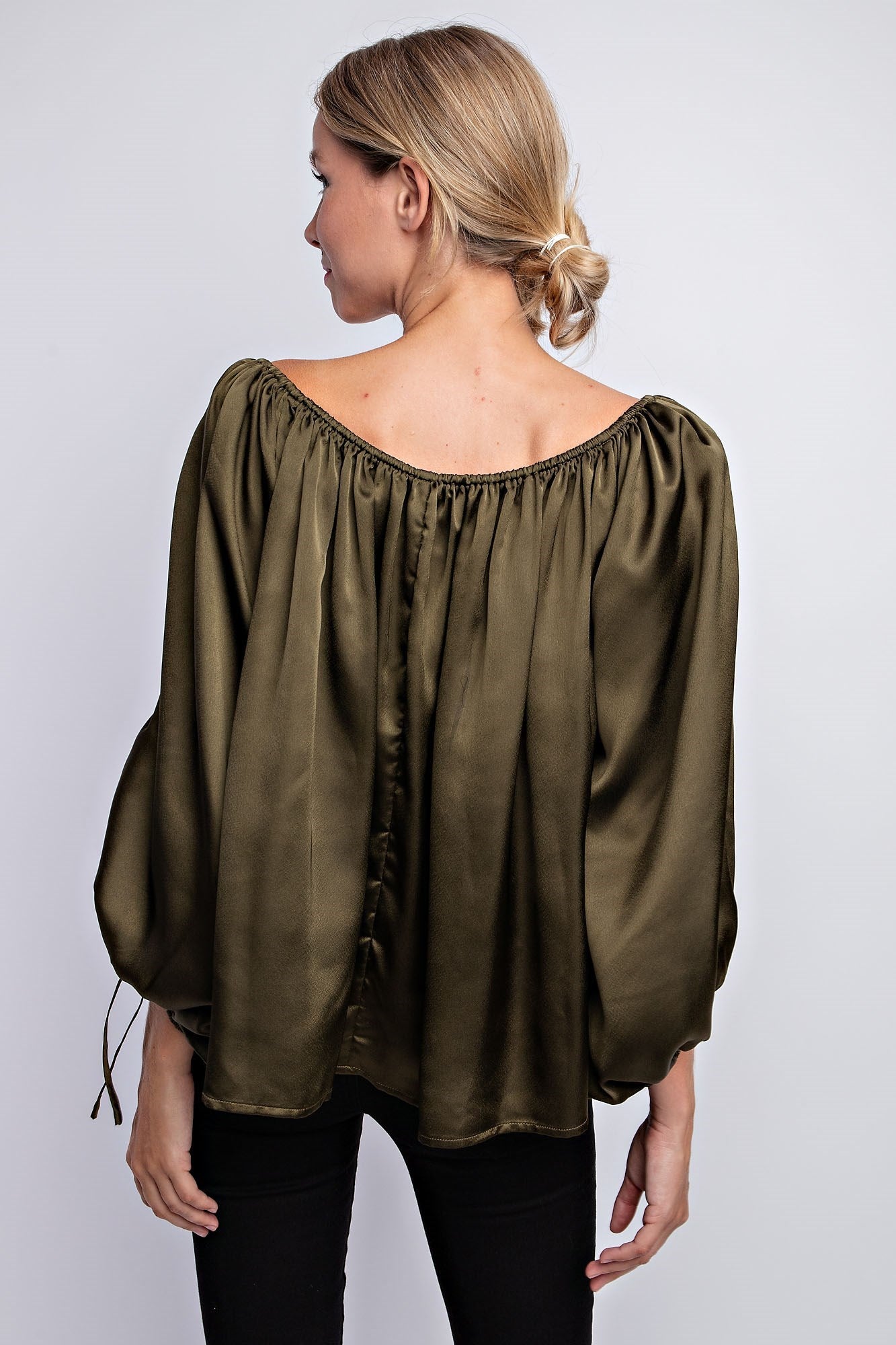 BALLOON SLEEVE OFF THE SHOULDER BLOUSE