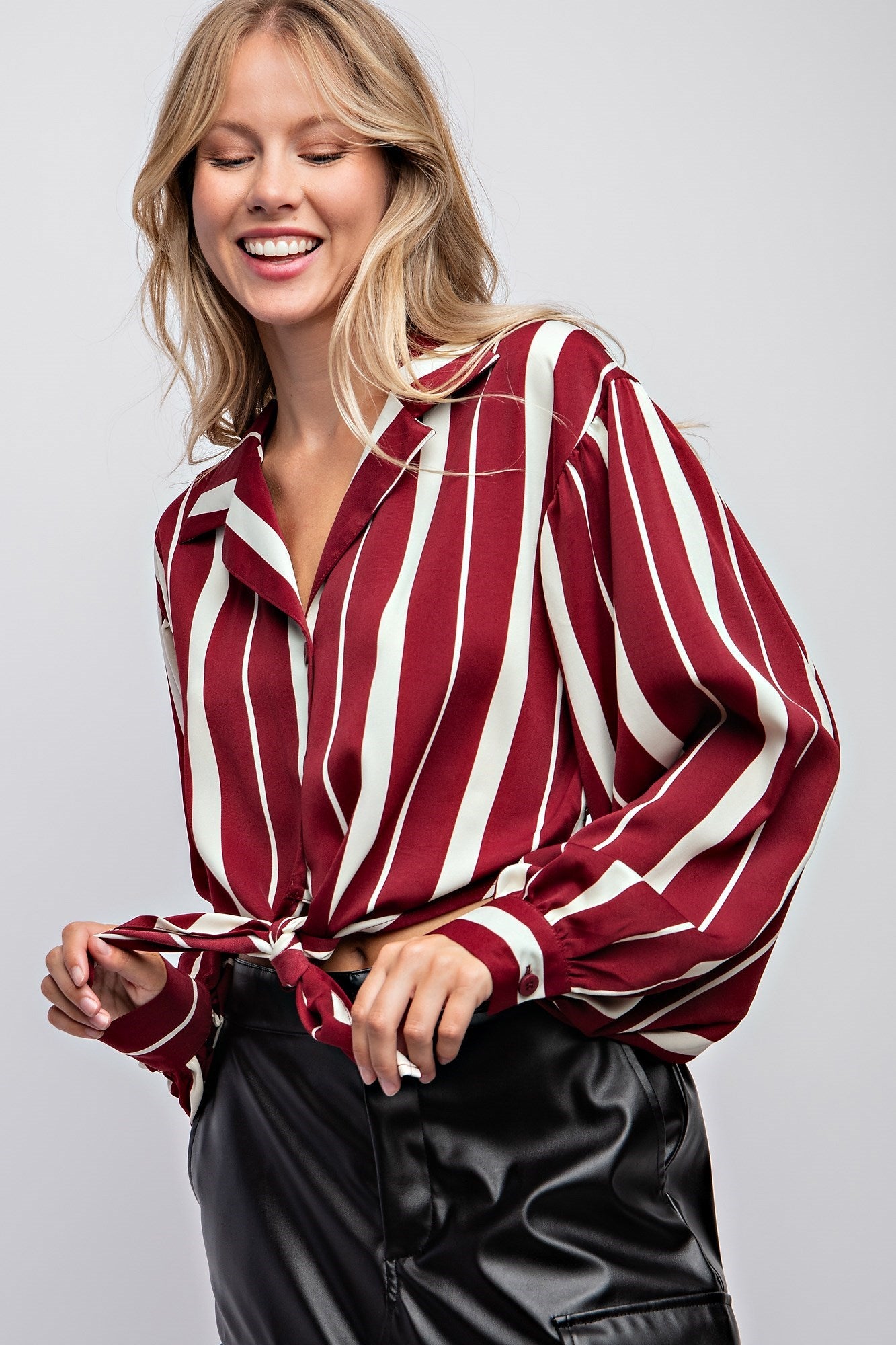 STRIPED PRINT KNOT FRONT BLOUSE TOP