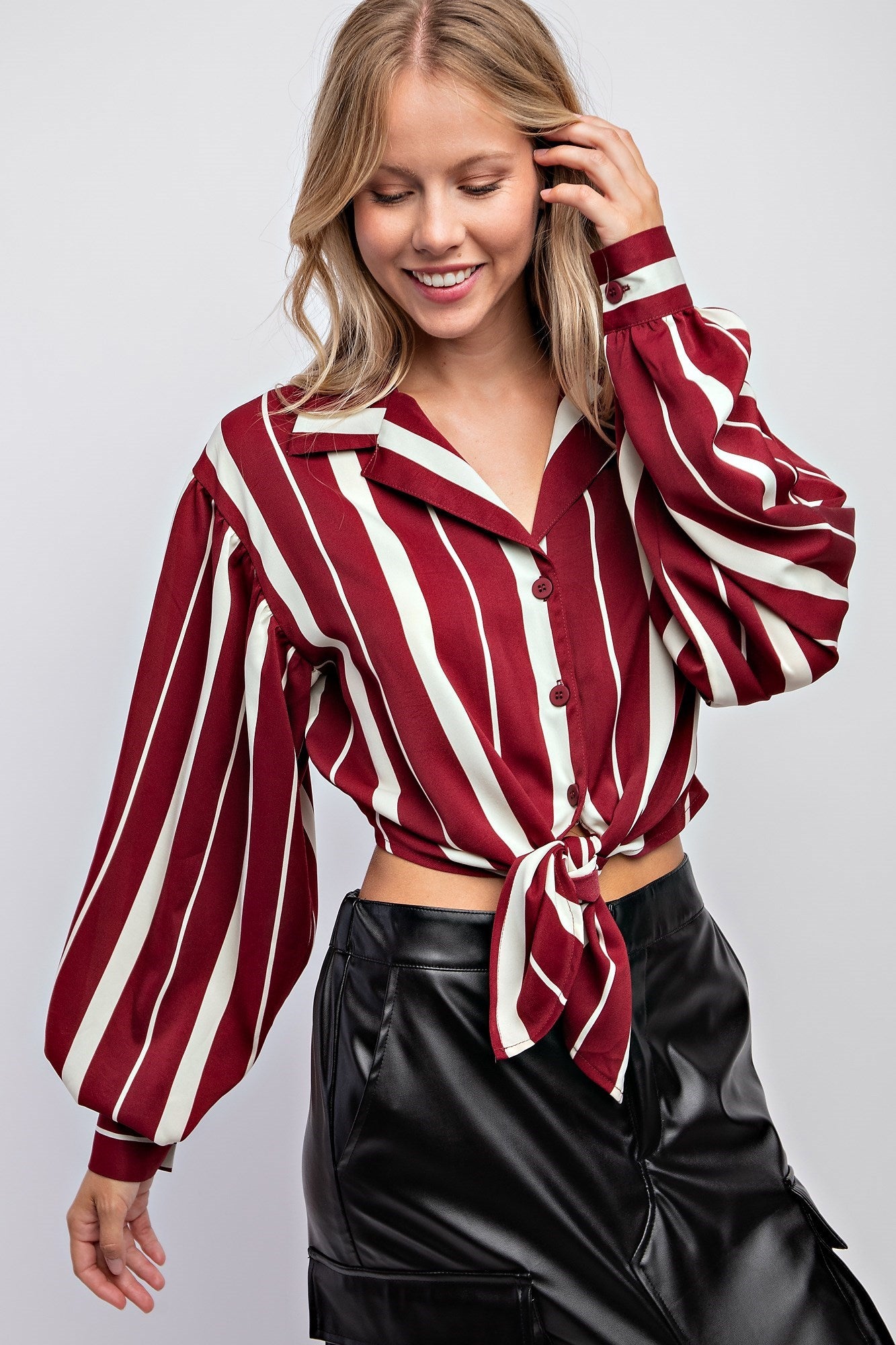 STRIPED PRINT KNOT FRONT BLOUSE TOP