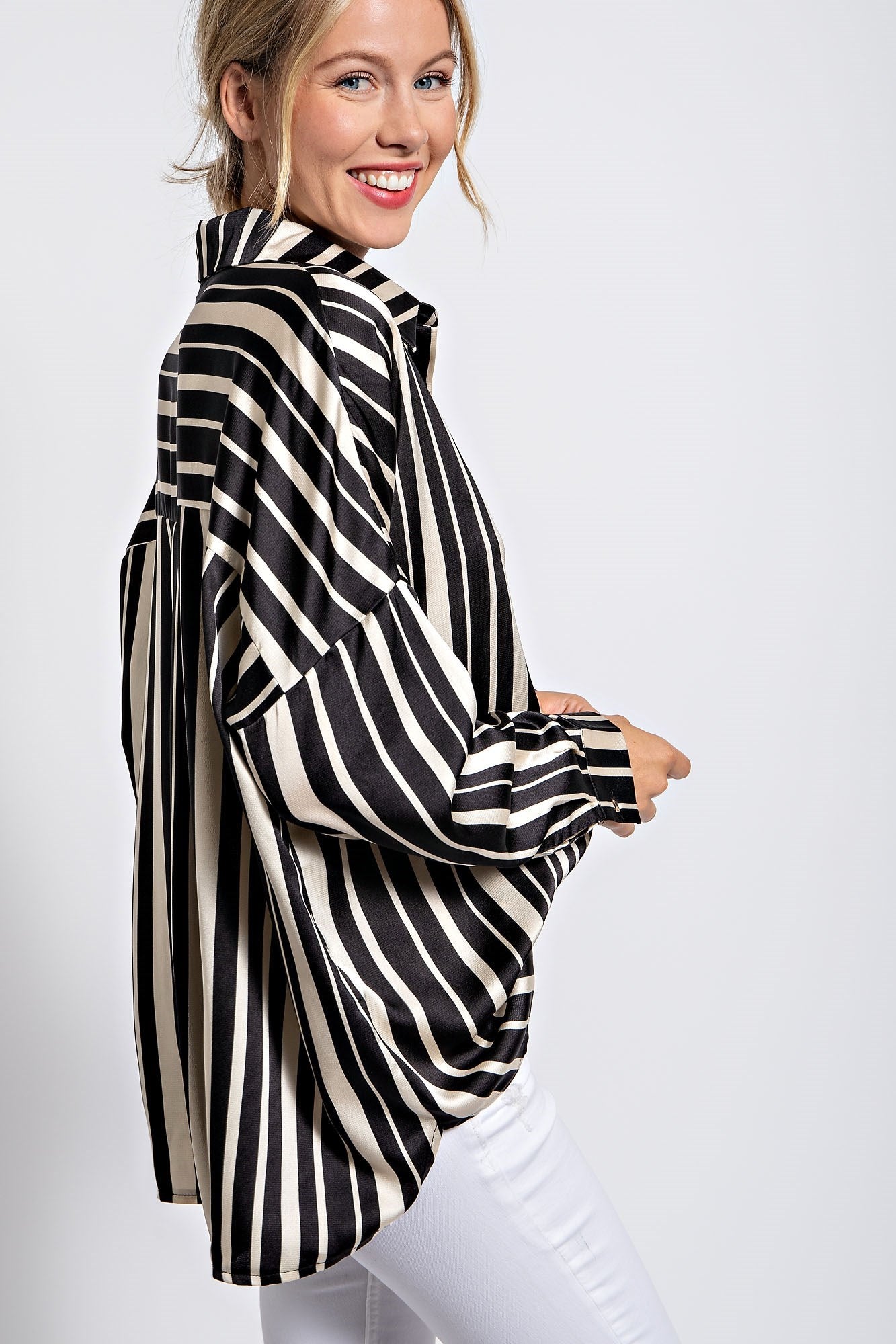 STRIPE BUTTON-UP RELEX SHIRTS