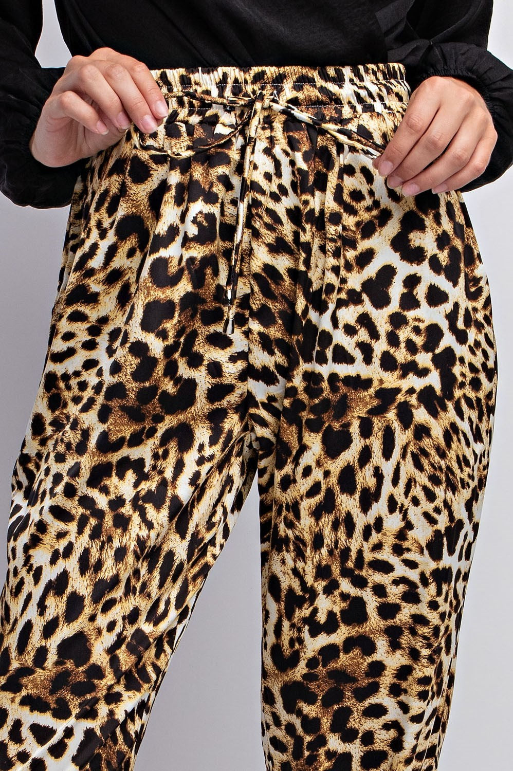 LEOPARD PRINT JOGGER PANTS