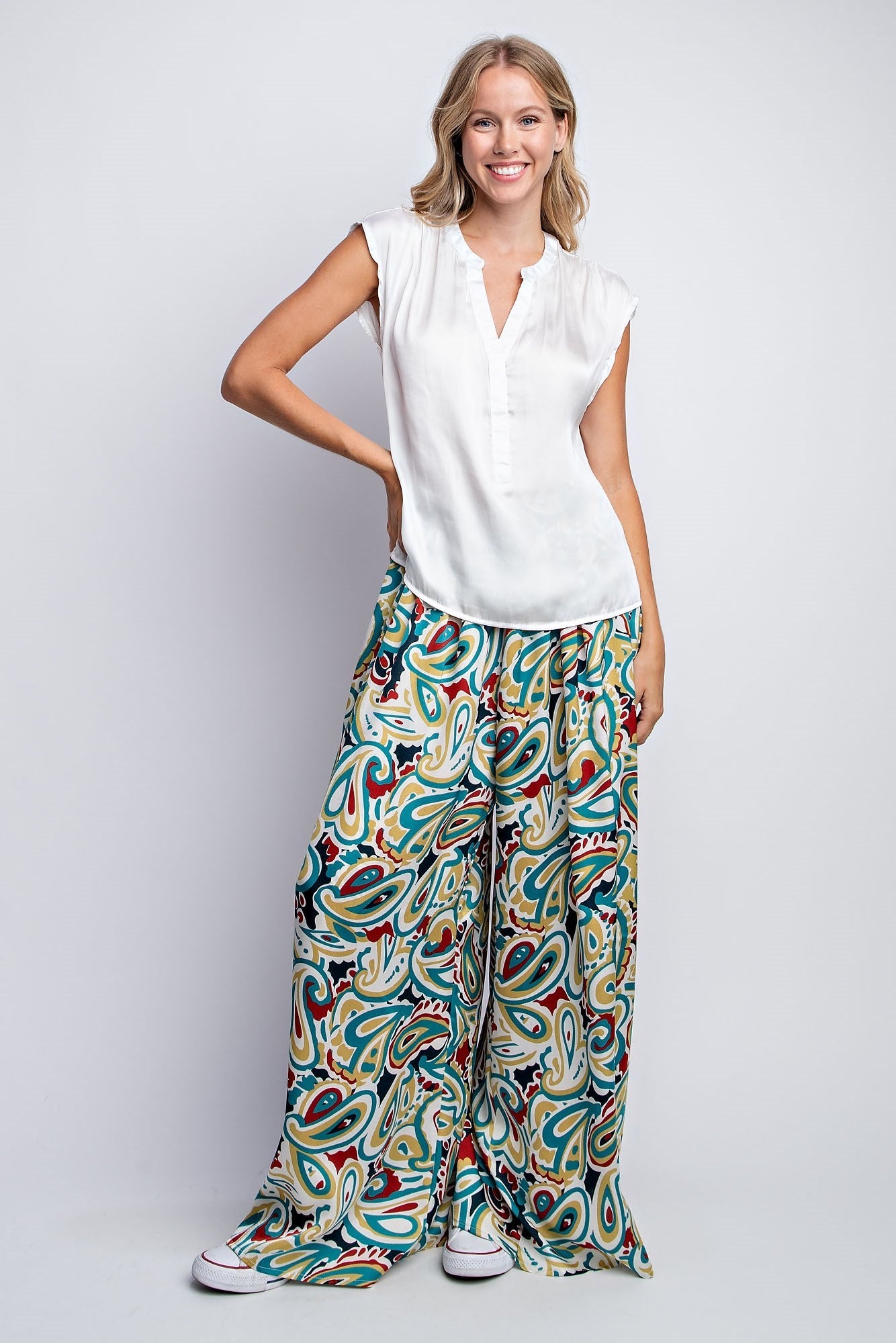 SOLID SATIN V-PLACKET TOP