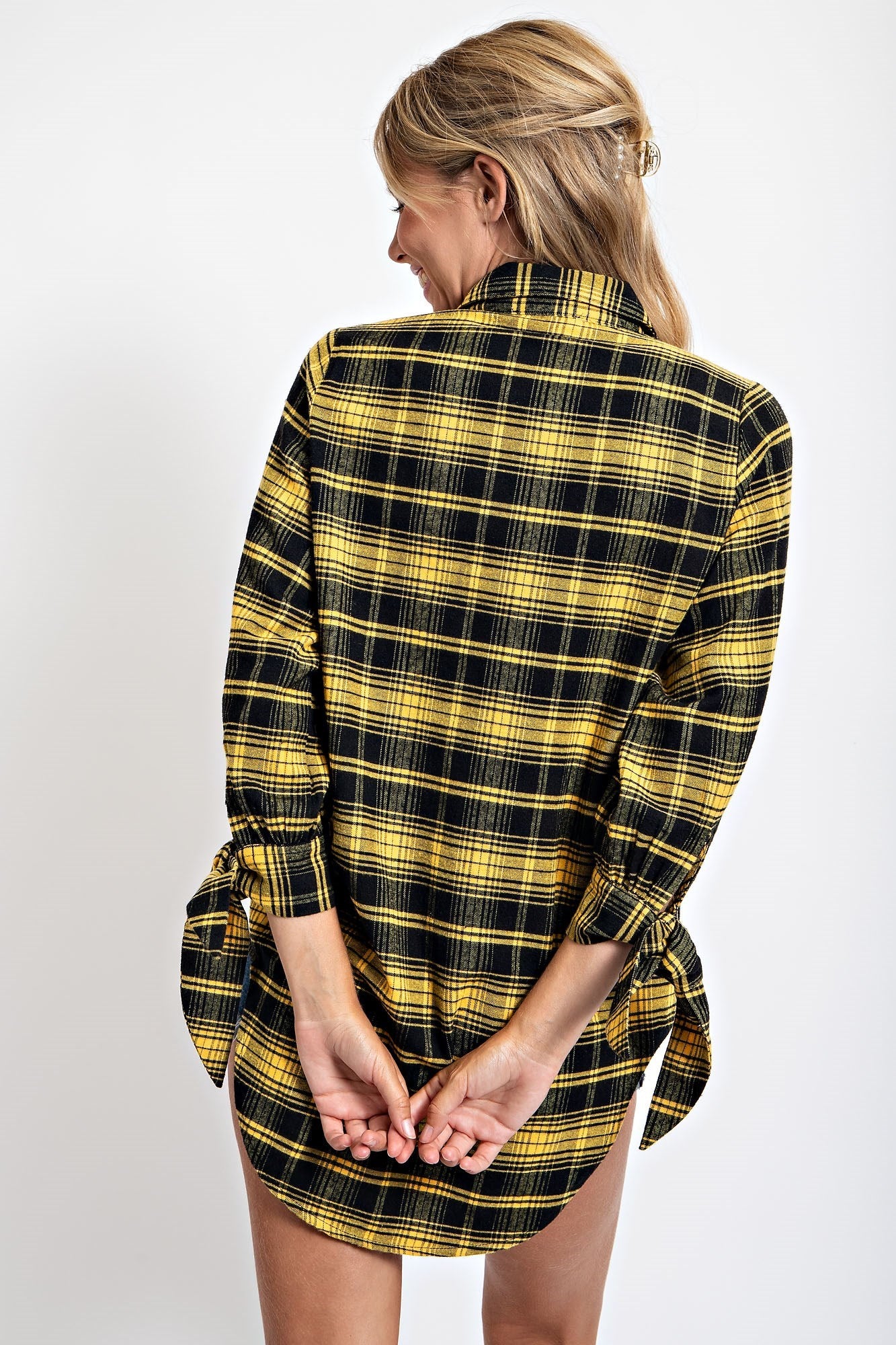 BUTTON DOWN OVERSIZED SHIRT