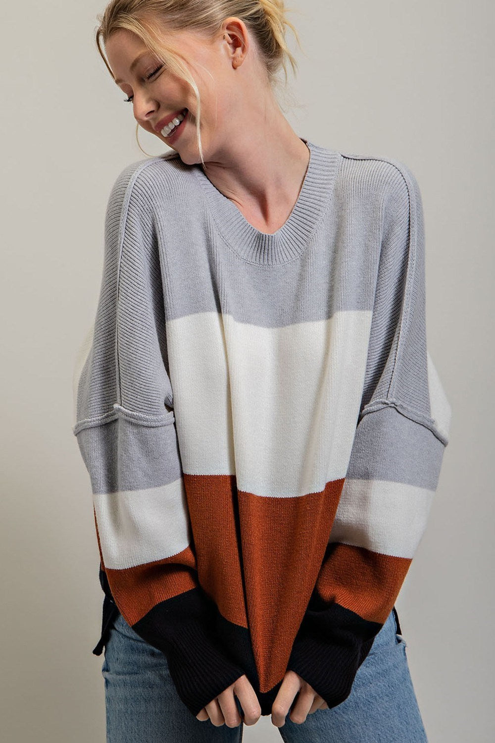 WIDE STRIPE KNIT TOP