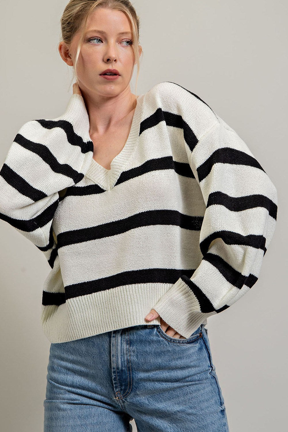 STRIPE LONG SLEEVE KNIT TOP