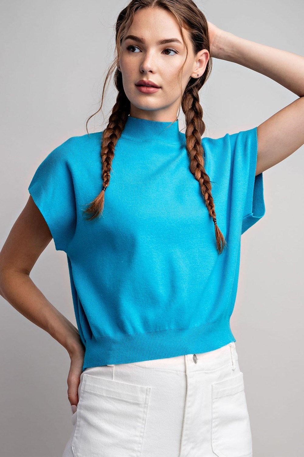 MOCK NECK SHORT SLEEVE TOP