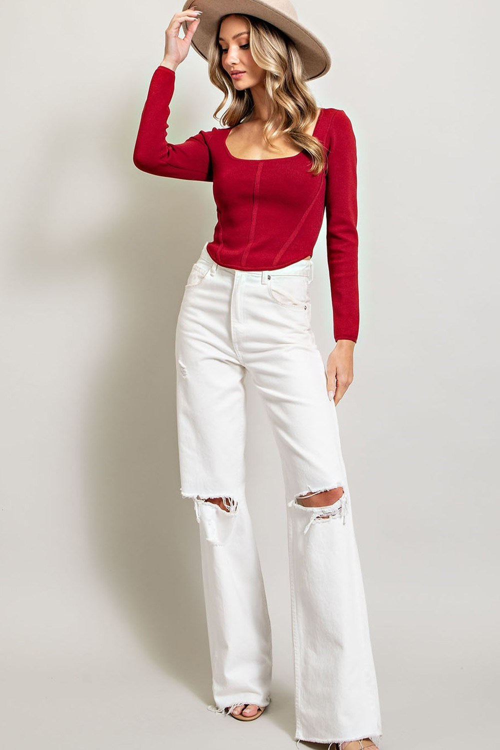 SQUARE NECK FITTED TOP