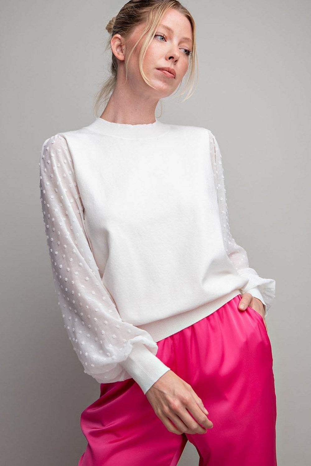 SHEER BUBBLE SLEEVE TOP