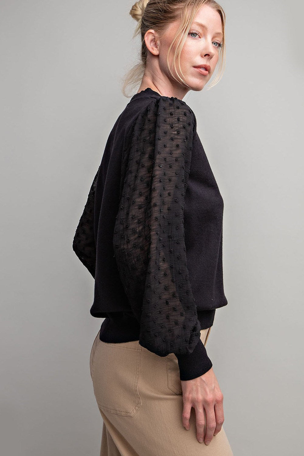 SHEER BUBBLE SLEEVE TOP