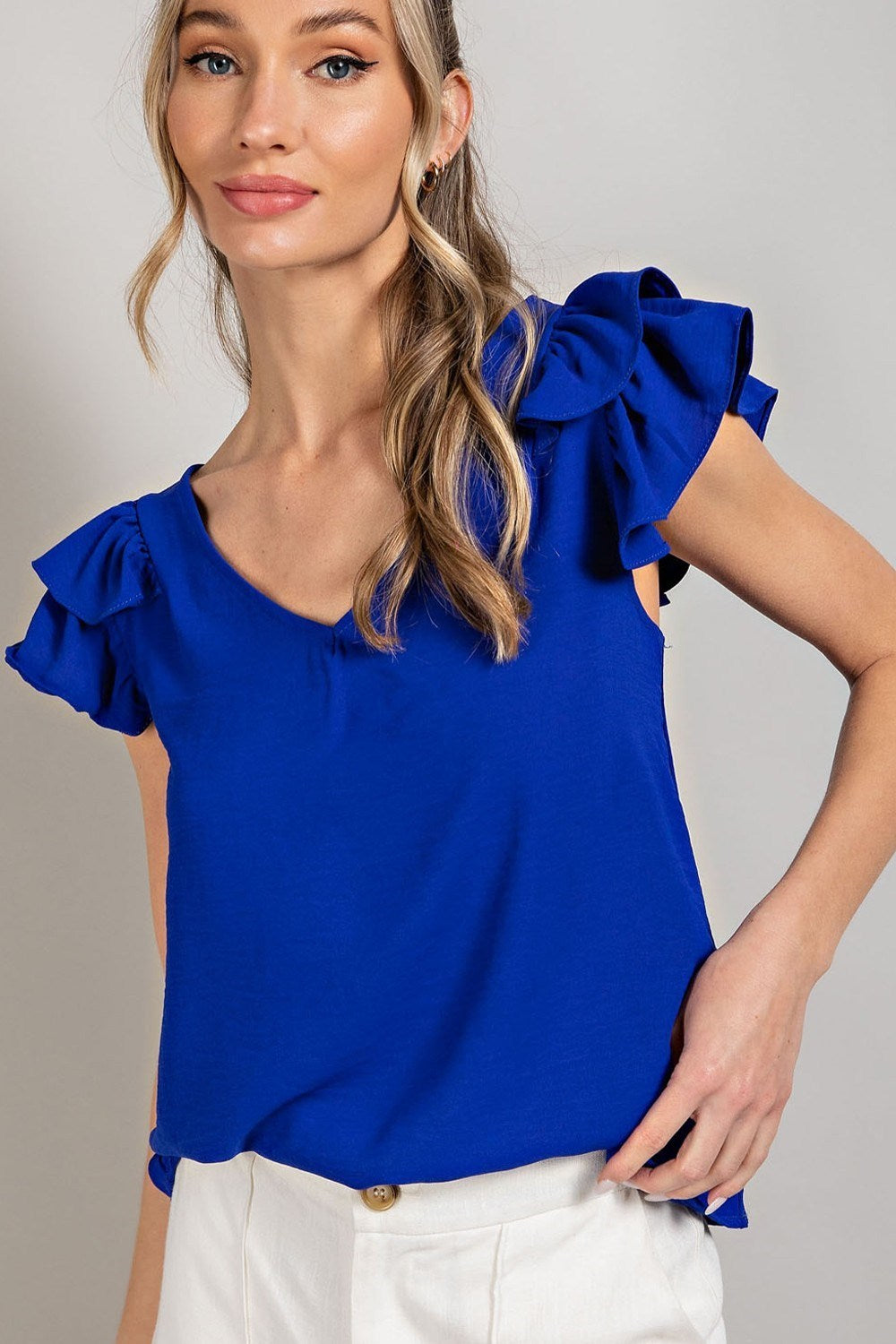 V-NECK SHORT SLEEVE RUFFLED TOP