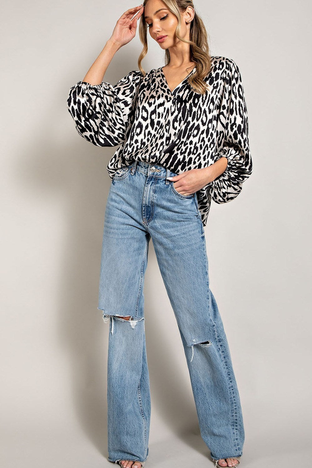 LEOPARD PATTERN V NECK LONG SLEEVE TOP