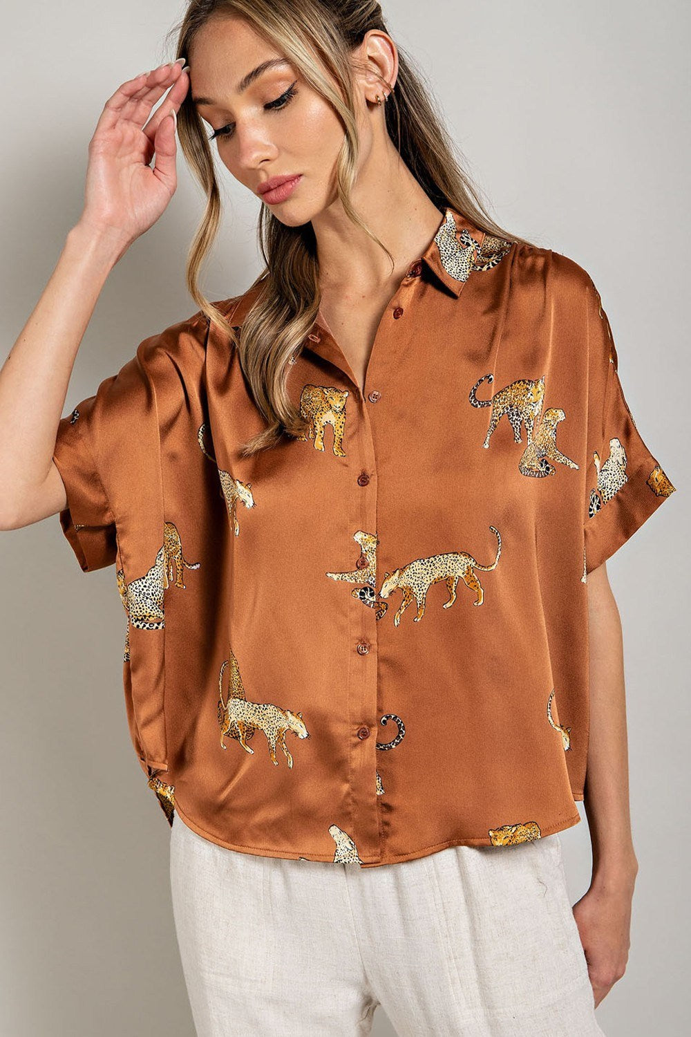 LEOPARD PRINT BUTTON DOWN TOP